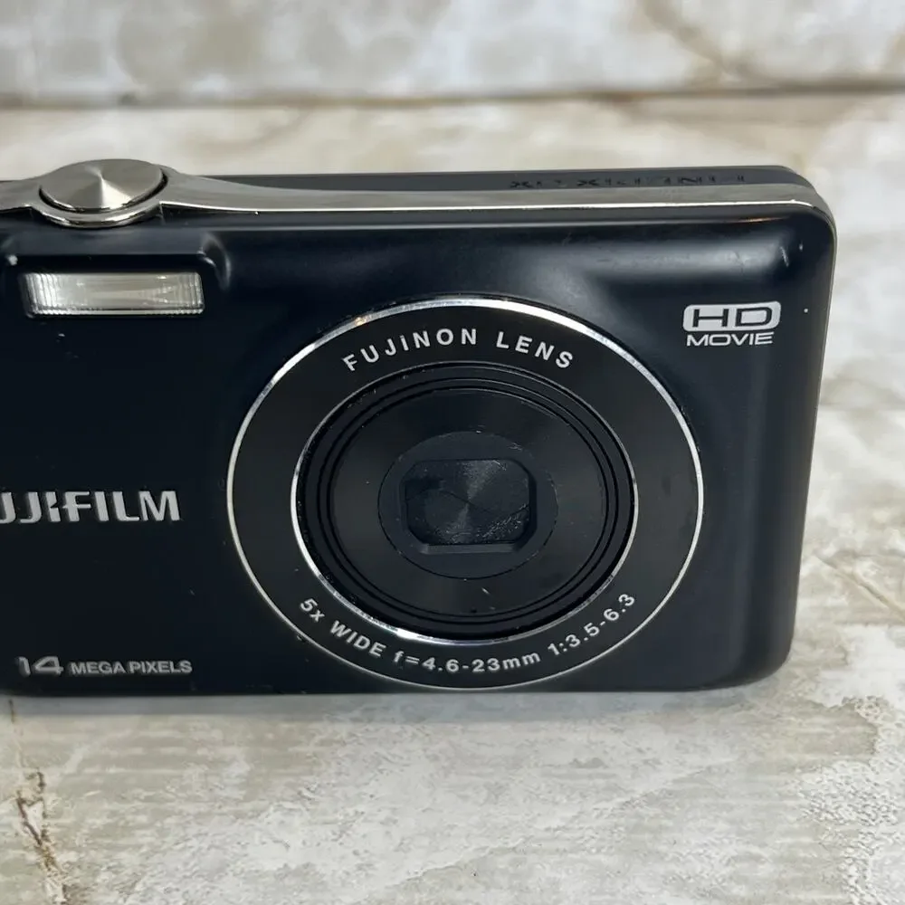 Fujifilm FinePix JX520 14MP Digital Camera Black FOR PARTS or REPAIR - UNTESTED